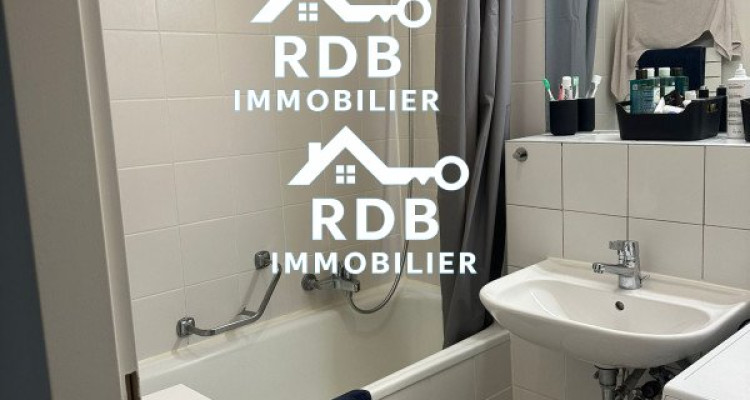 Appartement de 4 pièces au 5ème étage situé à Genève 1205 image 6