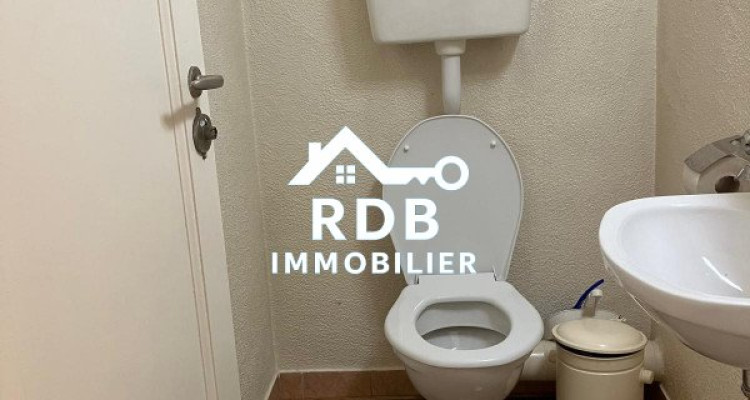 À louer – Bureau de 3 pièces de 70 m² – Genève centre image 13