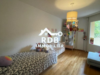 Appartement de 5 pièces au 3ème étage localiser à Genève 1202 image 4