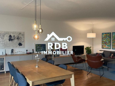 Appartement de 5 pièces au 3ème étage localiser à Genève 1202 image 2