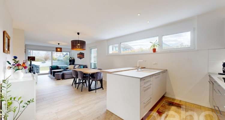 4.5 pièces baigné de lumière avec jardin, au coeur du village image 12