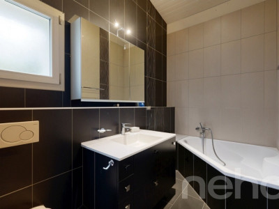 Cette magnifique maison avec vue sur le lac! image 10