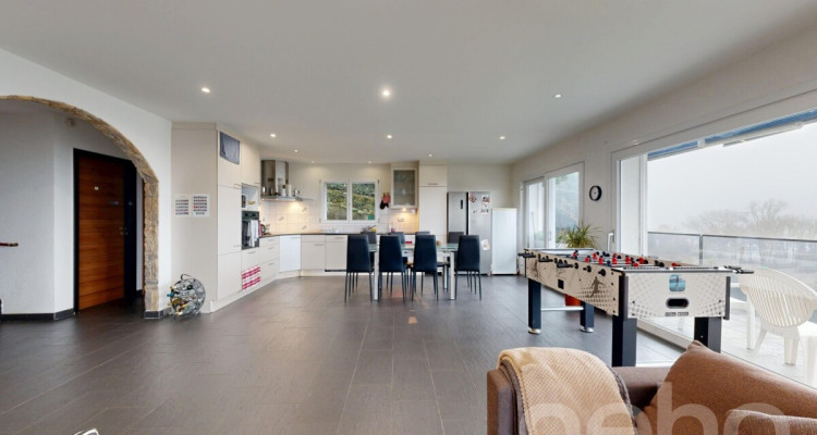 Cette magnifique maison avec vue sur le lac! image 5