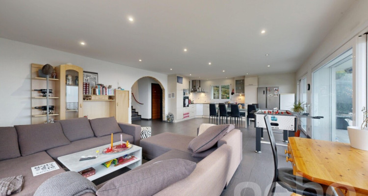 Cette magnifique maison avec vue sur le lac! image 7