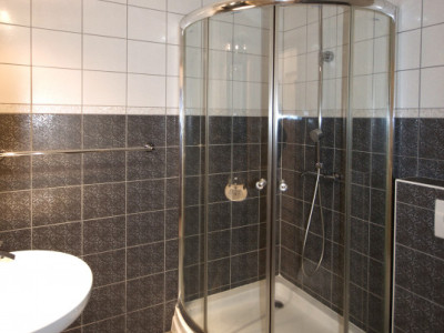 Exceptional 3.5-Room Apartment – A Balcony Over the Alps image 8