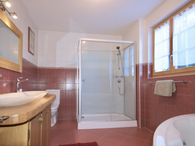 Exceptional 3.5-Room Apartment – A Balcony Over the Alps image 10