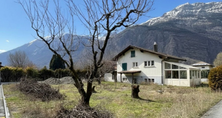 4.5 pièces de standing à finir selon vos goûts + 2 places de parc ! » image 4