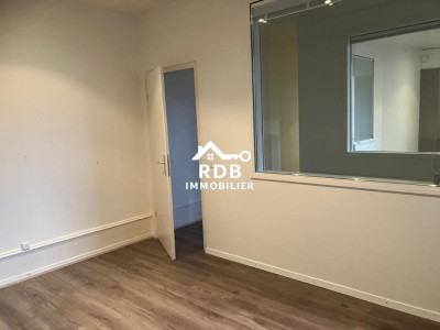 À louer – Bureau de 3 pièces de 70 m² – Genève centre image 9