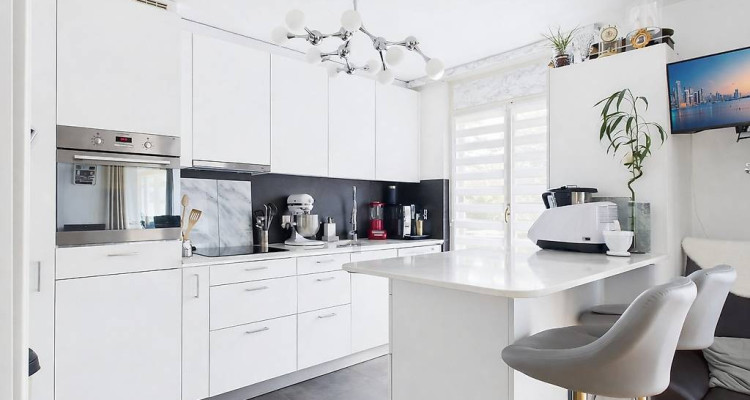 Appartement 60m2 2,5p à 2200fr image 5