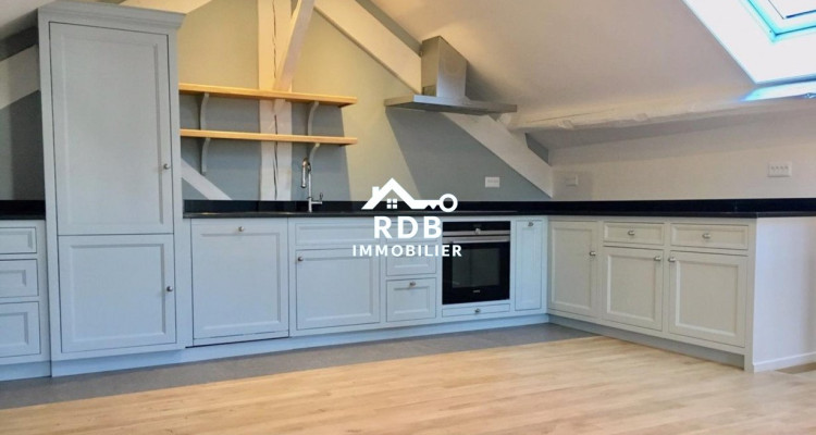 Appartement en duplex rénové de 5 pièces situé à Collex 1239 image 10