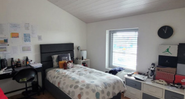 Maison moderne 6 pièces avec jardin  image 6