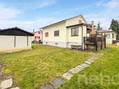 Freistehendes Einfamilienhaus an ruhiger Lage mit Ausbaupotential image 1