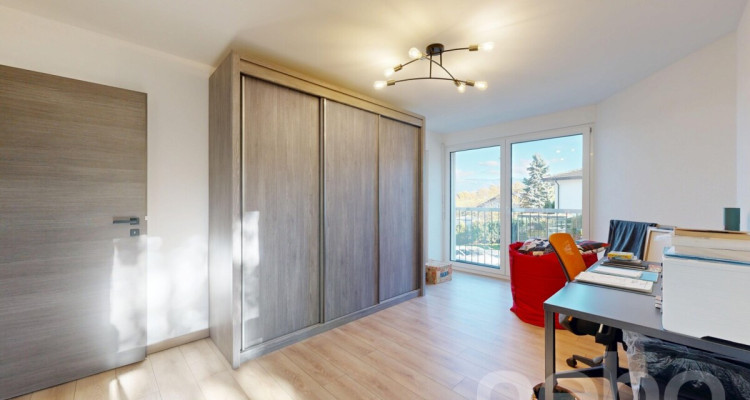 Élégant 4,5 pièces, lumière et vue époustouflante image 8