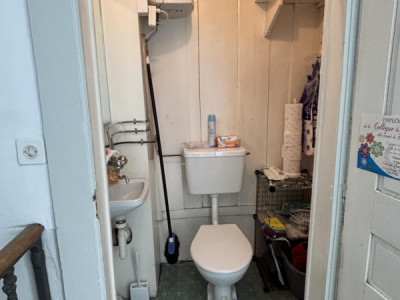 Surface commerciale centre-ville image 12