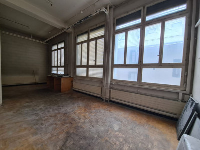 Surface industrielle et commerciale image 2