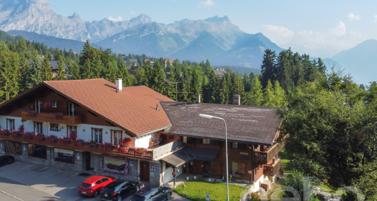 Chalet composé de 4 appartements au c?ur de Villars-sur-Ollon image 3