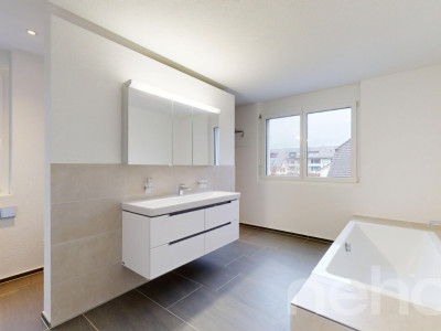 Lichtdurchflutetes 6.5-Zimmerhaus in ruhiger Lage image 8