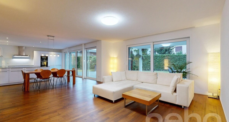 Lichtdurchflutetes 6.5-Zimmerhaus in ruhiger Lage image 2