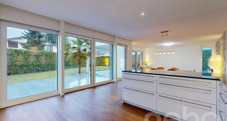 Lichtdurchflutetes 6.5-Zimmerhaus in ruhiger Lage image 4