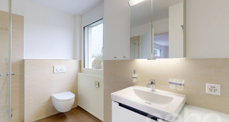 Lichtdurchflutetes 6.5-Zimmerhaus in ruhiger Lage image 9