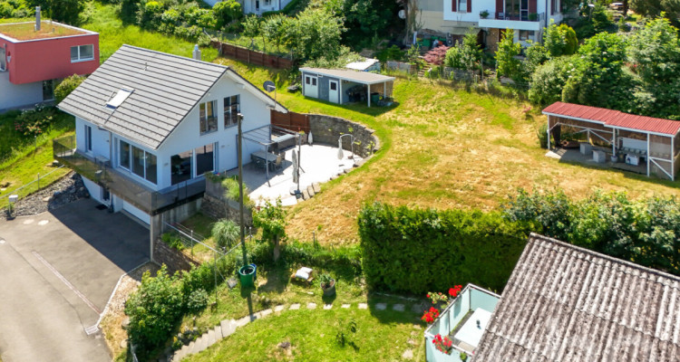 Freistehendes Einfamilienhaus mit Aussicht & Ausbaupotenzial image 1