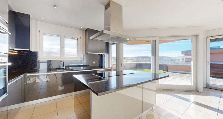 Attique lumineux de 4,5 pièces sans vis-à-vis image 4