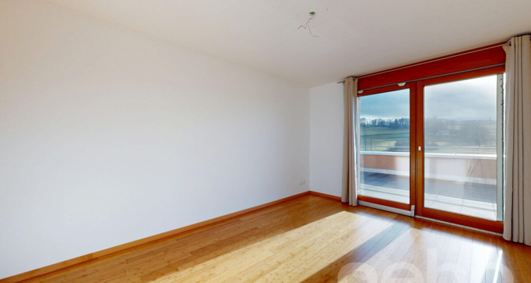 Attique lumineux de 4,5 pièces sans vis-à-vis image 7