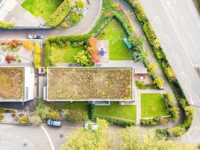 Stilvolle Doppelhaushälfte mit Garten und Weitblick in Reinach image 3