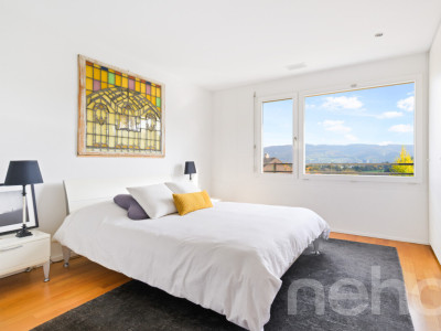 Stilvolle Doppelhaushälfte mit Garten und Weitblick in Reinach image 8