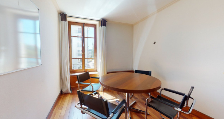 BUREAUX DE STANDING A LOUER image 2