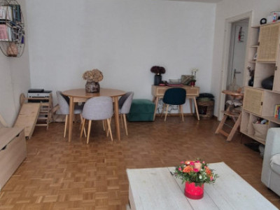 GENÈVE CENTRE – 4 PIÈCES AVEC BALCON & BOX FERMÉ image 5