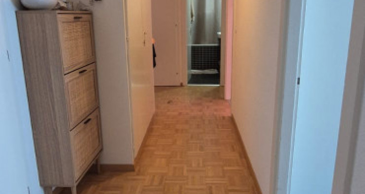 GENÈVE CENTRE – 4 PIÈCES AVEC BALCON & BOX FERMÉ image 2