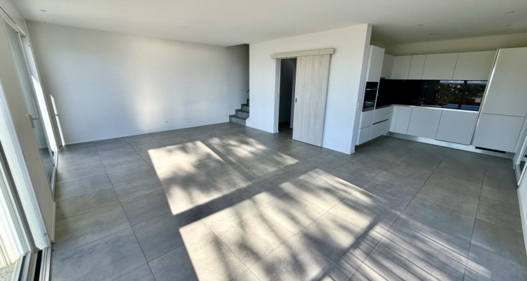 Maison contemporaine 2022 avec panorama exceptionnel image 4