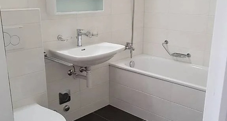 🏡 Reprise de bail – 2.5 p, Yverdon-les-Bains (Rue de la Villette) au : 01.03 image 2