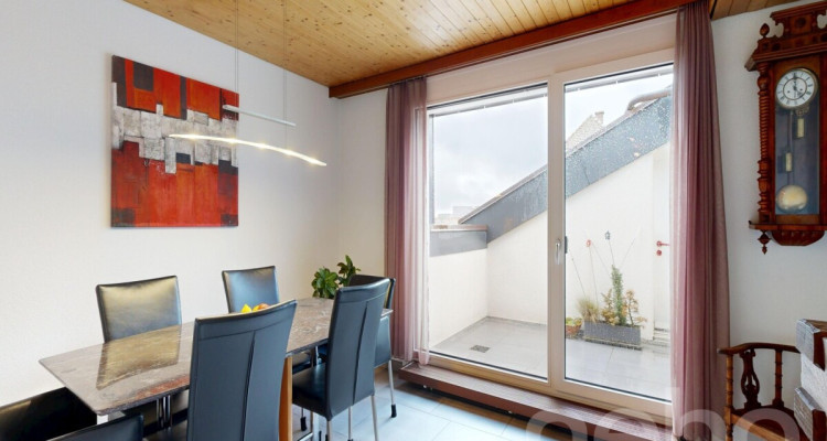 Grosszügige Attikawohnung mit Blick auf die Alpen image 5