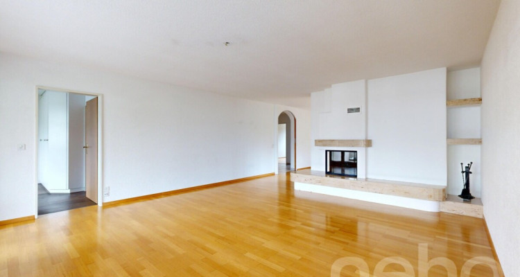 Attraktive 4.5-Zimmer-Wohnung mit Balkon an ruhiger Lage in Widen image 5