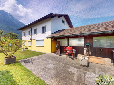 Le Bouveret: Villa de deux appartements en PPE image 1