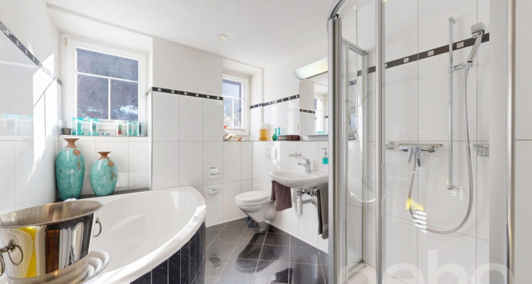 7.5 Zimmer Einfamilienhaus mit Garten und Bergblick image 11