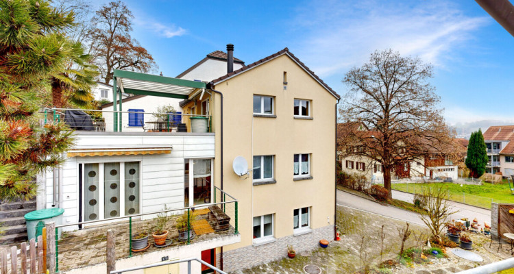 Grosszügiges Doppel-EFH mit Einliegerwohnung & Weitsicht image 2