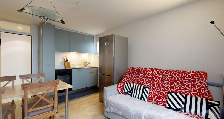 Grosszügiges Doppel-EFH mit Einliegerwohnung & Weitsicht image 10