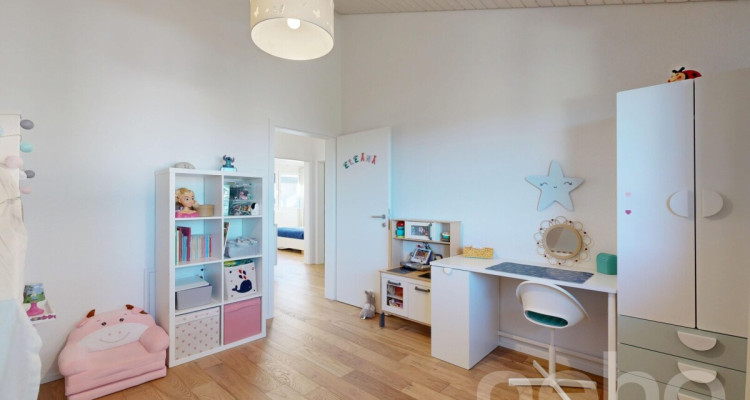 Contemporaine, lumineuse et économe ? une opportunité rare ! image 12