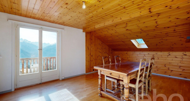 Immeuble vue sud ? Fort potentiel à Mollens image 5