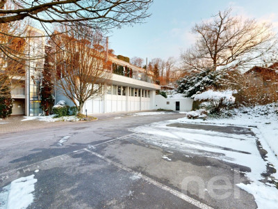 Terrassenwohnung auf zwei Ebenen mit Wintergarten und Panorama image 12