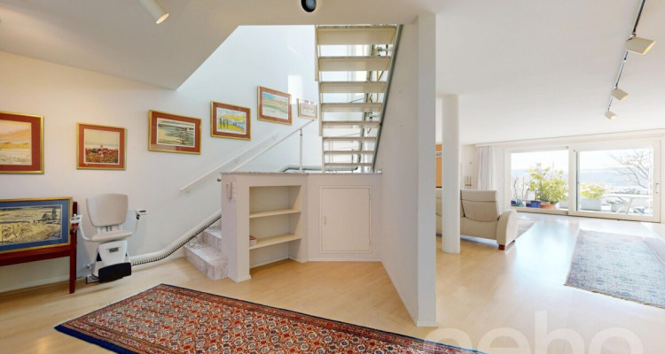 Terrassenwohnung auf zwei Ebenen mit Wintergarten und Panorama image 8