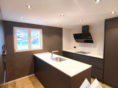 SAINT-LÉONARD - DUPLEX 4.5 PCES - ENTIÈREMENT RÉNOVÉ - TERRASSE image 7