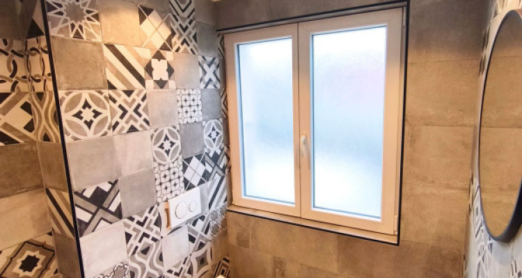 SAINT-LÉONARD - DUPLEX 4.5 PCES - ENTIÈREMENT RÉNOVÉ - TERRASSE image 10