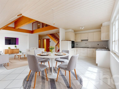 Lichtdurchflutetes Wohnen auf zwei Ebenen image 1