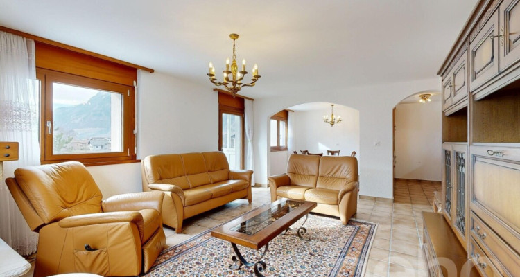 Exclusif: Lumineux appartement traversant de 3 chambres image 1