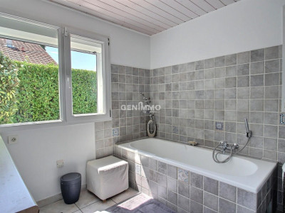 CHENS-SUR-LEMAN (France voisine) Villa darchitecte image 7