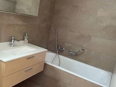 Appartement de 3,5 pièces avec grand jardin à 2500fr  image 5